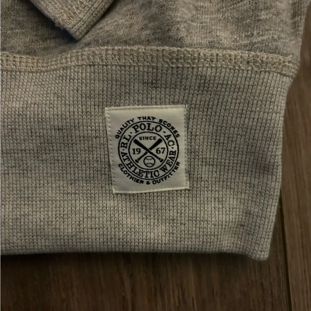 Polo Ralph Lauren | New York Yankees Crewneck Sweatshirt Loft Grey (Small) - Picture 7 of 16